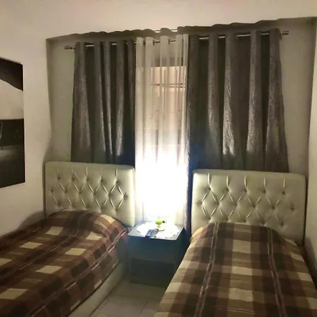 Cozzy Cottage, In Center Of Appartement