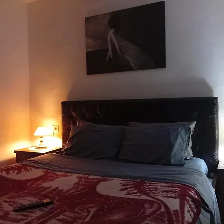 Cozzy Cottage, In Center Of Apartment *