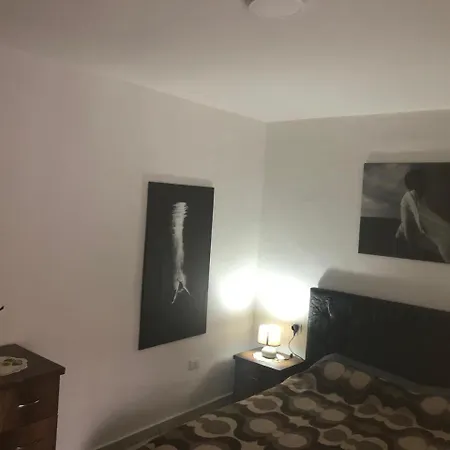 Cozzy Cottage, In Center Of Apartment