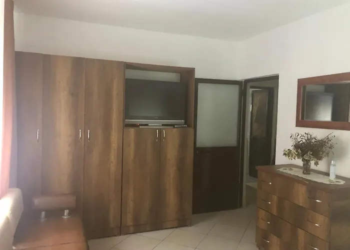 Cozzy Cottage, In Center Of Lägenhet