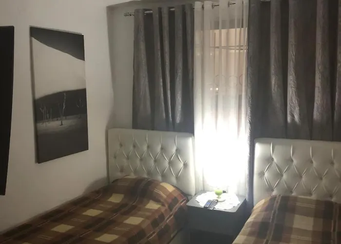 Cozzy Cottage, In Center Of Tirana