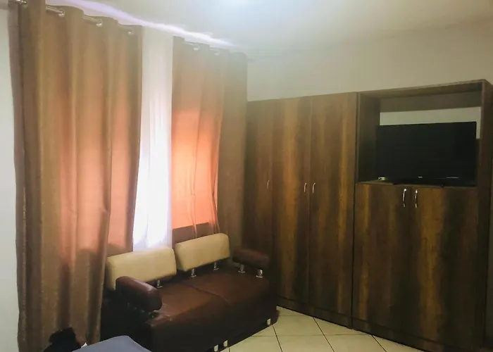 Cozzy Cottage, In Center Of *